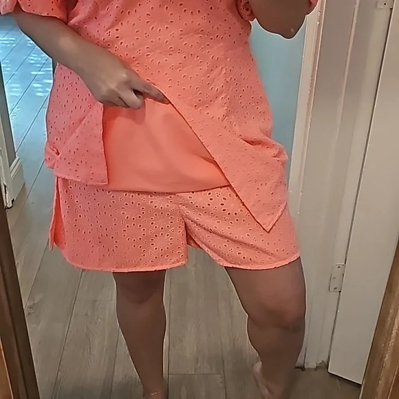 NWT Lilly Pulitzer Celestina V-Neck Romper Sunrise Coral Neon Sunburst E… - Picture 6 of 14